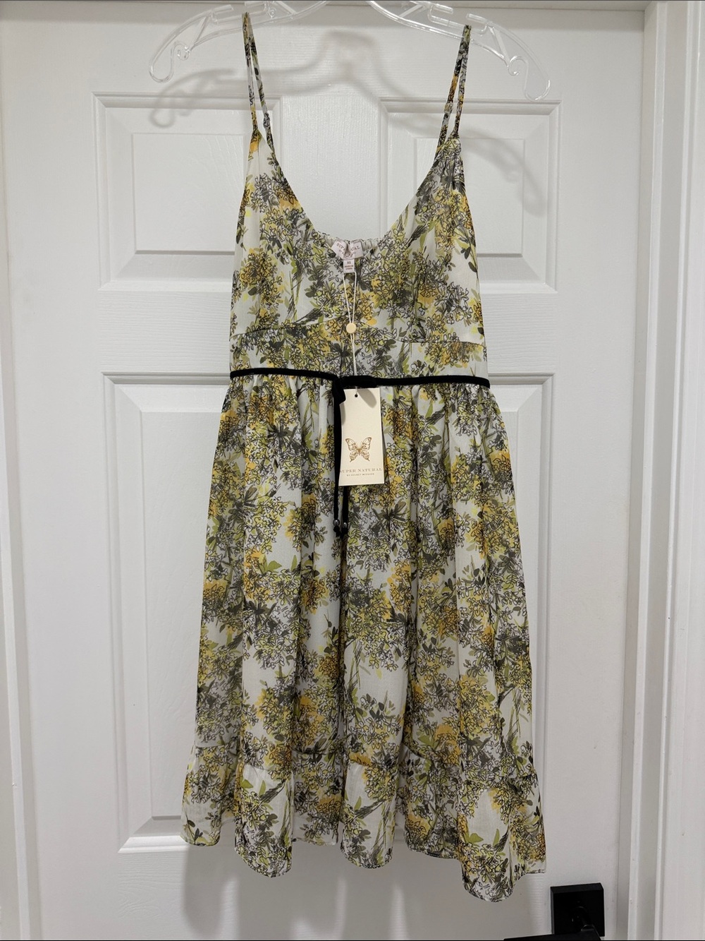 NWT Secret Mission Super Natural Benazir Floral Mini Dress Floral Size XS NEW
